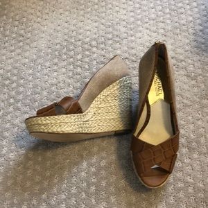 Michael Kors Brown Tan Woven Wedge Heels EUC